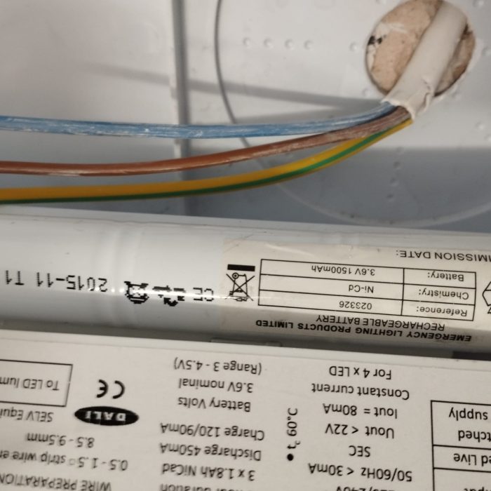 ebe9422507e92f20bb9fedf1e564d61a.jpg